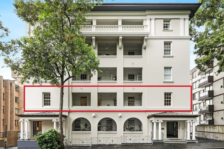 6/12 Onslow Avenue