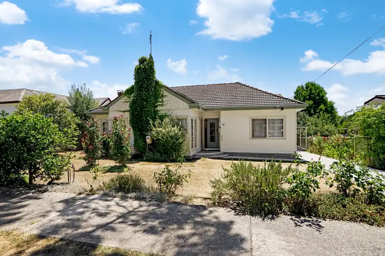 96 Neill Street, Beaufort VIC 3373