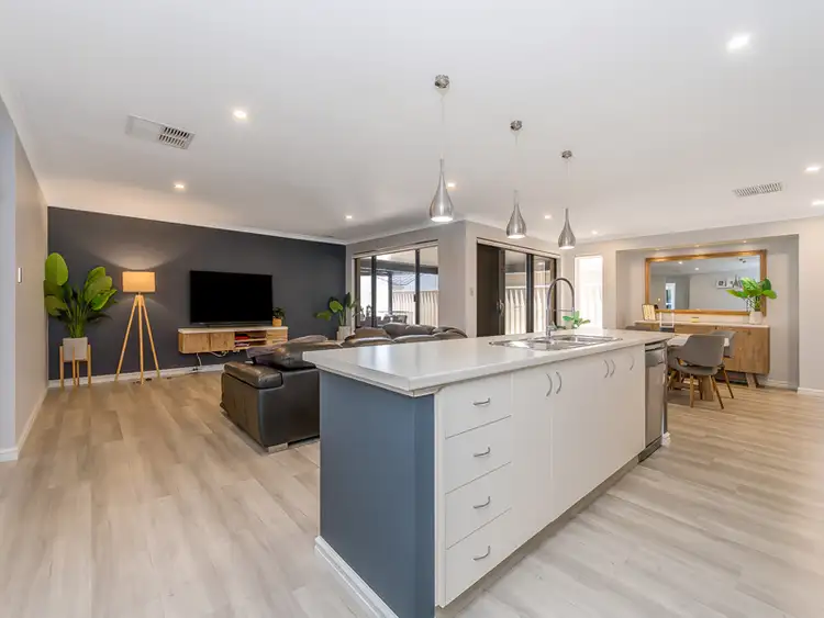 Second view of Homely house listing, 6 Baillon Pass, Harrisdale WA 6112