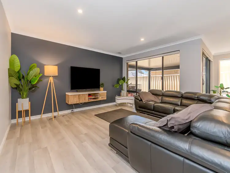 Fourth view of Homely house listing, 6 Baillon Pass, Harrisdale WA 6112