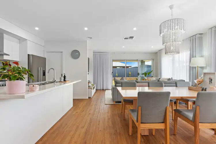 Fifth view of Homely house listing, 27 Cavan Grove, Alfredton VIC 3350