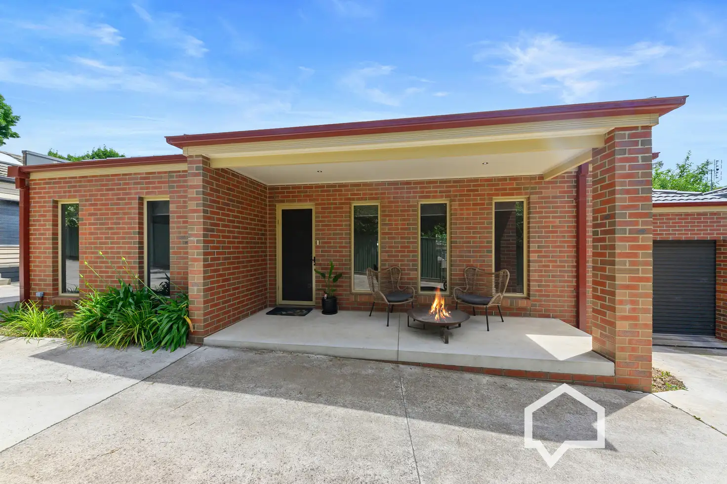Main view of Homely unit listing, 2/17 Spring Gully Road, Quarry Hill VIC 3550