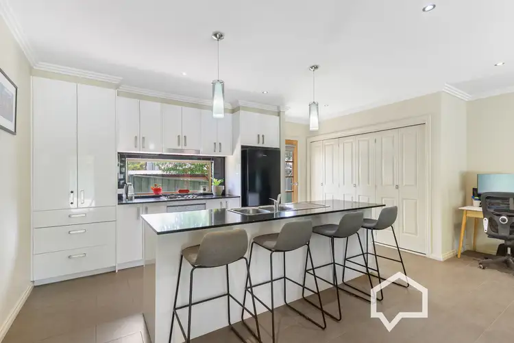 Fourth view of Homely unit listing, 2/17 Spring Gully Road, Quarry Hill VIC 3550