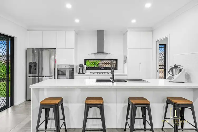 4 Oakdale Close, Trinity Beach QLD 4879