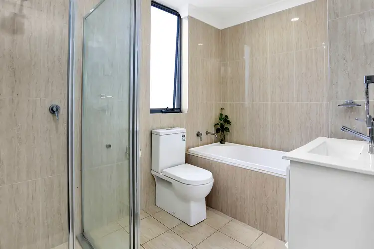 Fifth view of Homely apartment listing, 4/4-6 Junia Avenue, Toongabbie NSW 2146
