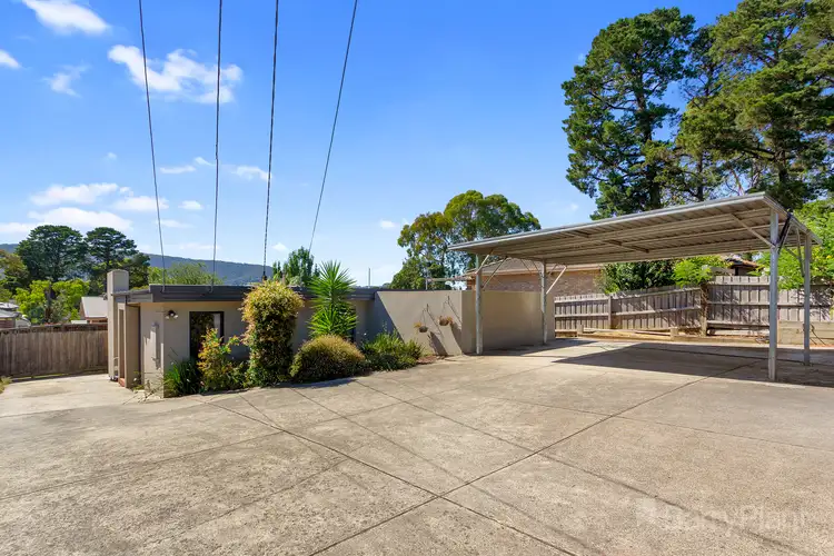 37 Rankin Road, Boronia VIC 3155