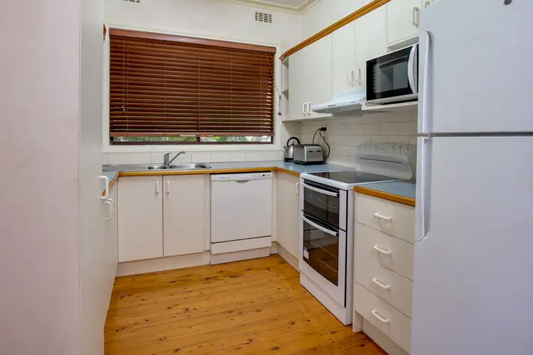 Sixth view of Homely house listing, 429 Tarakan Avenue, North Albury NSW 2640