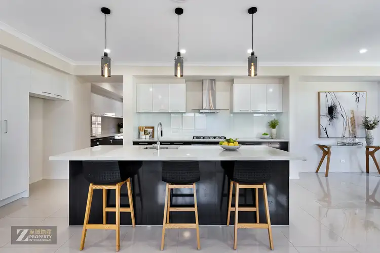 18 Camden Drive, Chirnside Park VIC 3116