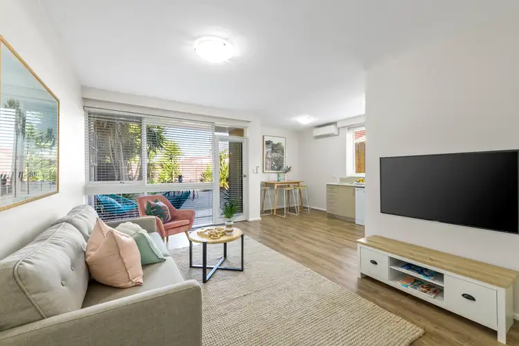 2/49 Wilson Street, Cheltenham VIC 3192
