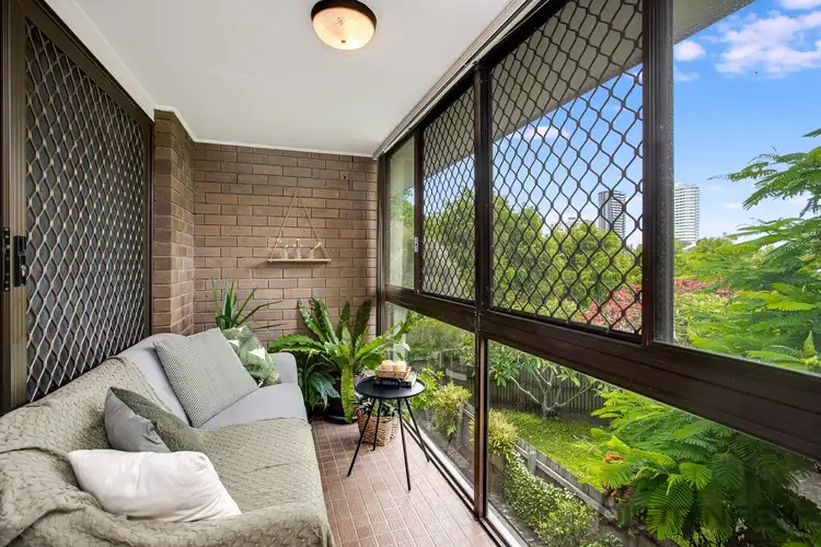4/14 Warrawong Street, Coolangatta QLD 4225