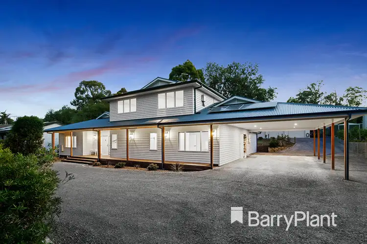 8 Winifred Street, Seville VIC 3139