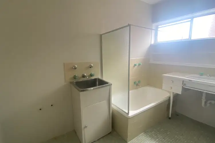 Fifth view of Homely apartment listing, 5/112 Princes Highway, Dandenong VIC 3175