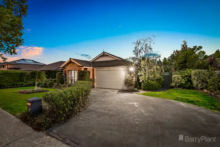 4 Blackwood Drive, Pakenham VIC 3810
