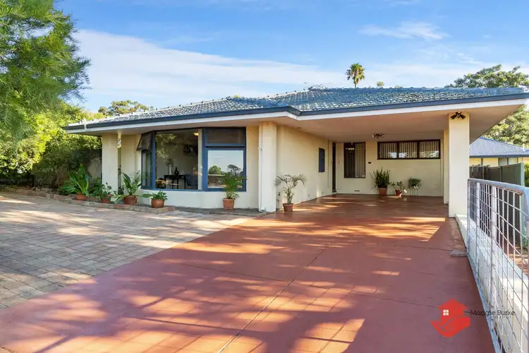 1/94 Carawatha Avenue, Mount Nasura WA 6112