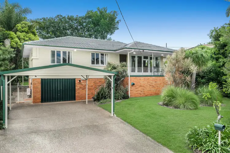 4 Bonniebrae Steet, Wynnum West QLD 4178