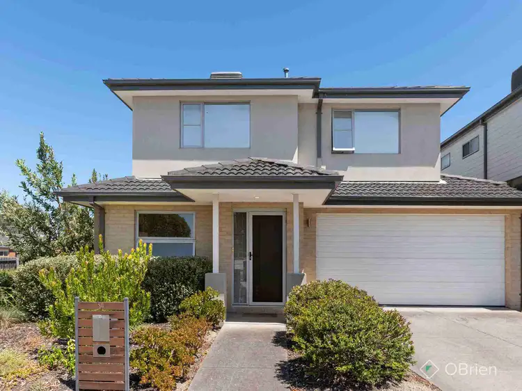Main view of Homely townhouse listing, 34 Botany Drive, Carrum Downs VIC 3201