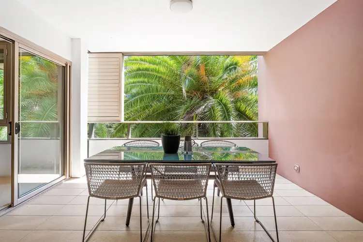 2407/4 Sterling Circuit, Camperdown NSW 2050