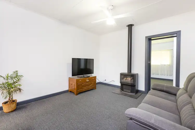 Sixth view of Homely house listing, 1 Brentwood Avenue, Mildura VIC 3500