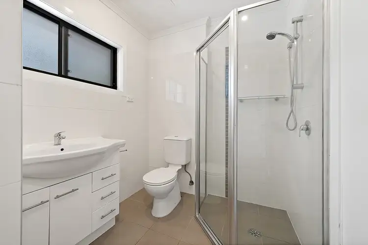 Fifth view of Homely unit listing, 4/4 Ross Road, Queanbeyan NSW 2620