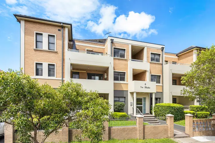 Third view of Homely apartment listing, 5/6 Blake Street, Kogarah NSW 2217
