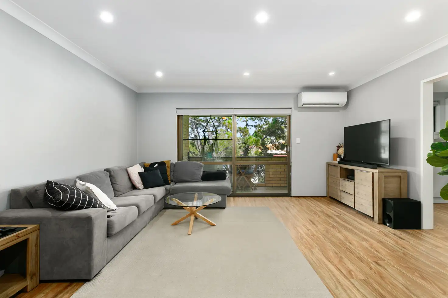 Main view of Homely unit listing, 7/8-12 Taren Road, Caringbah NSW 2229