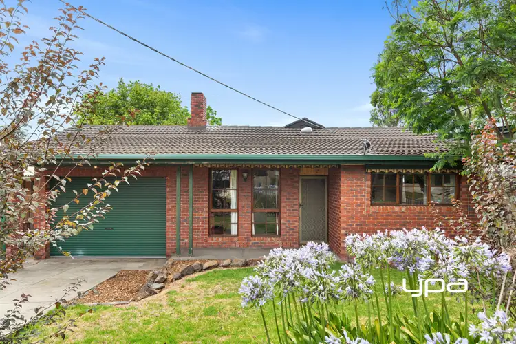 23 Blaxland Drive, Sunbury VIC 3429