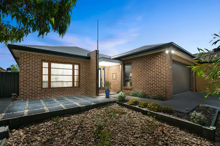 12 Bookar Place, Manor Lakes VIC 3024