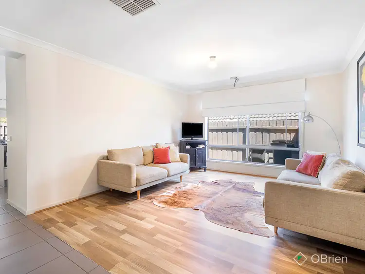 Fifth view of Homely house listing, 20 St Austell Court, Skye VIC 3977