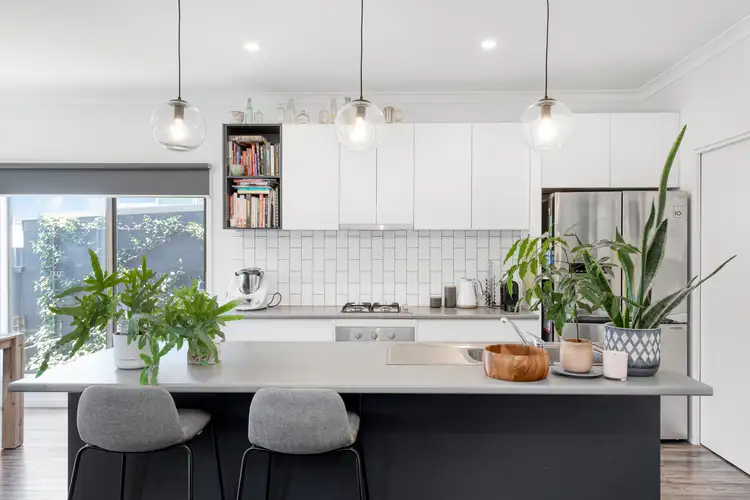 Third view of Homely house listing, 6 Napier Place, Warrnambool VIC 3280