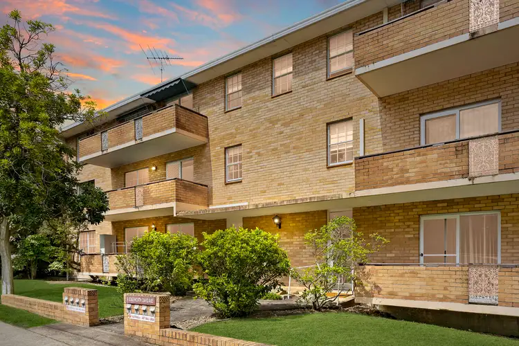 Main view of Homely unit listing, 4/9 Edgeworth David Avenue, Hornsby NSW 2077