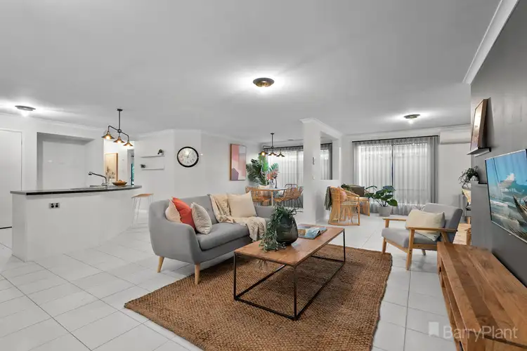 Third view of Homely house listing, 5 Grevillea Place, Pakenham VIC 3810