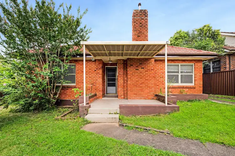 13 Nolan Crescent, Westmead NSW 2145