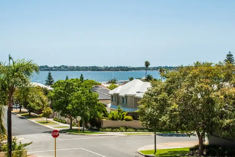 5/18 Robert Street, Como WA 6152