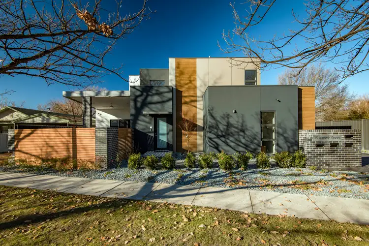 2/15 Lumeah Street, Narrabundah ACT 2604