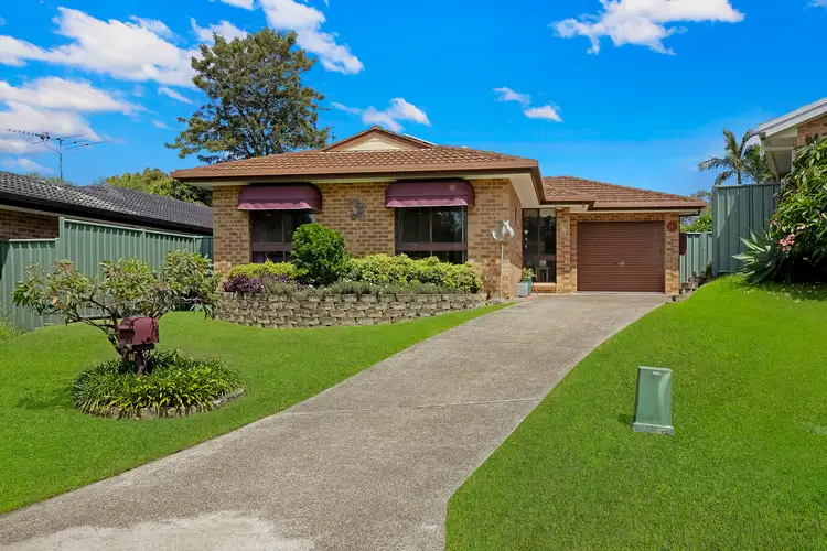 11 Farnol Place, Watanobbi NSW 2259