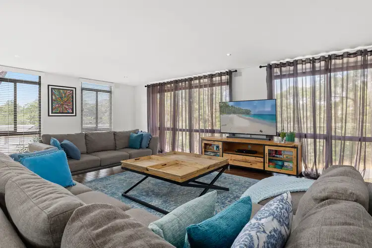 Second view of Homely house listing, 8 Pindari Drive, Mount Clear VIC 3350