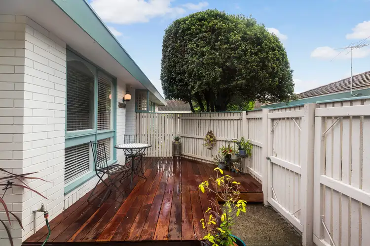 Fifth view of Homely apartment listing, 6/3 Larnoo Avenue, Brunswick West VIC 3055
