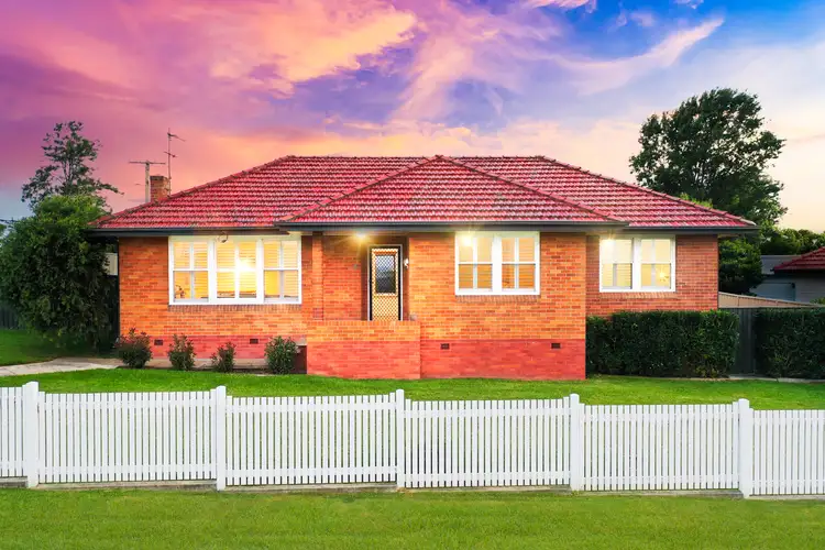 5 Glover Street, East Maitland NSW 2323