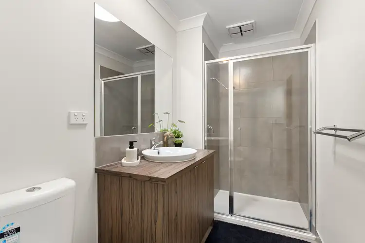 Sixth view of Homely townhouse listing, 4 Wiseman Walk, Wollert VIC 3750