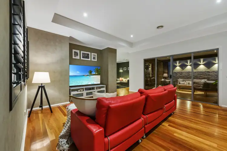 Sixth view of Homely house listing, 11 Pembury Way, Hillside VIC 3037