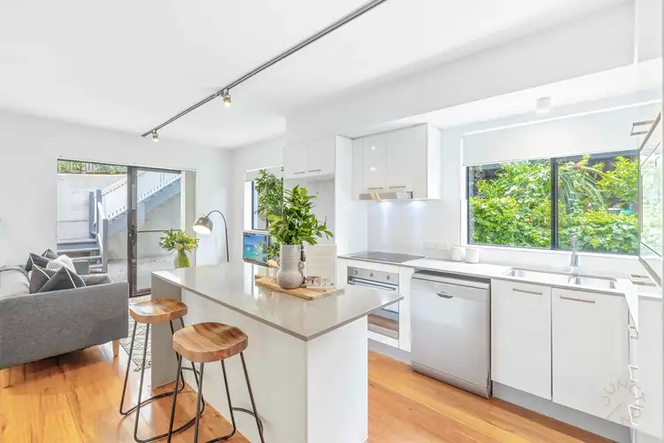 4/11 Wordsworth Street, Bulimba QLD 4171