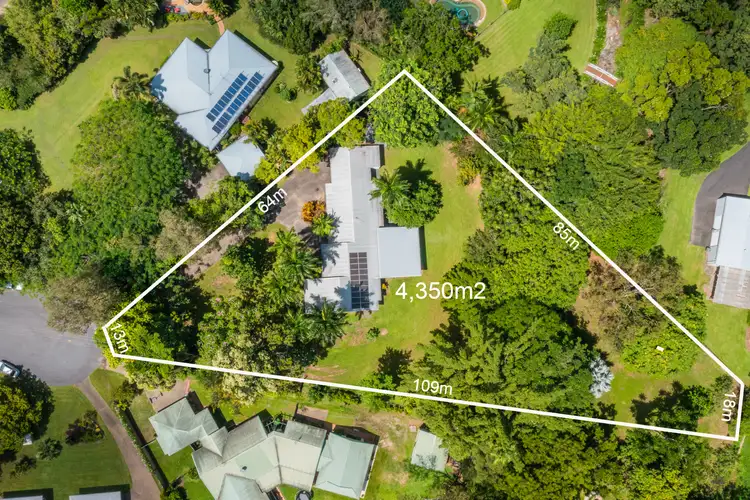17-19 Pelizzari Close, Redlynch QLD 4870