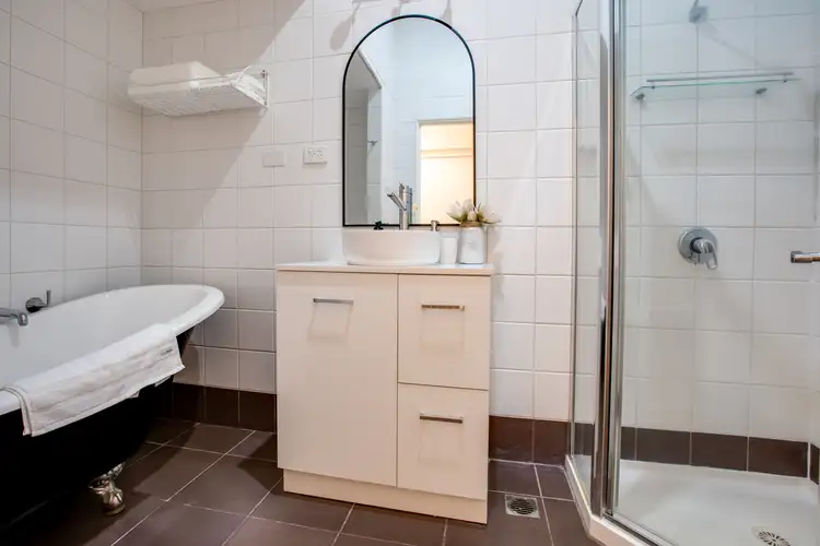 Fifth view of Homely house listing, 905 Mate Street, North Albury NSW 2640