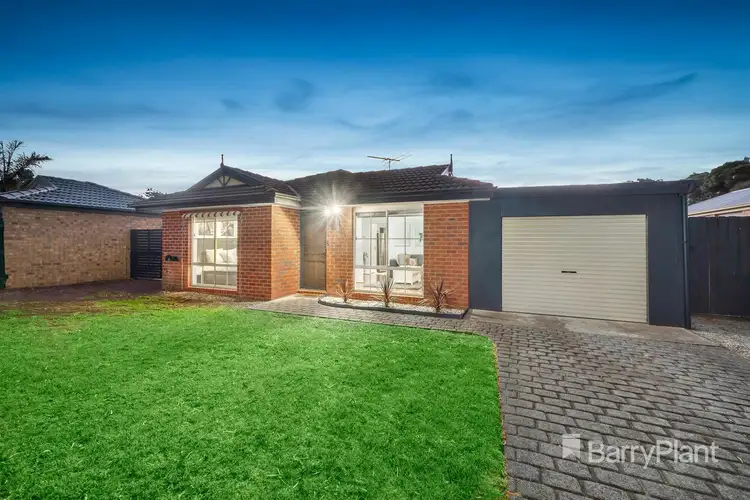 11 Butler Place, Mill Park VIC 3082