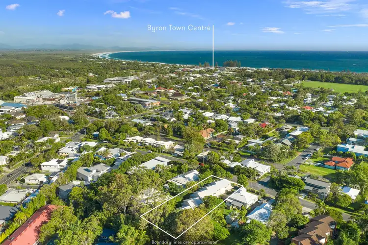 Second view of Homely block of units listing, 1-5/14 Seaview Street, Byron Bay NSW 2481