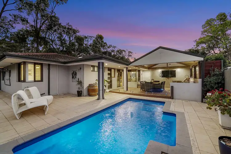 10 Topaz Place, Carine WA 6020