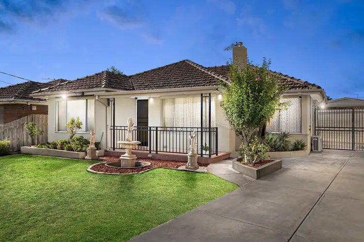 11 Bates Avenue, Thomastown VIC 3074