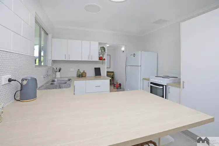 Fifth view of Homely semi-detached listing, 2/93 Marshall Street, Machans Beach QLD 4878