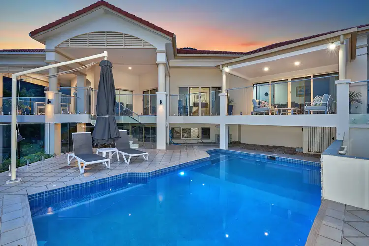 109 Summer Hill Drive, Mooroobool QLD 4870