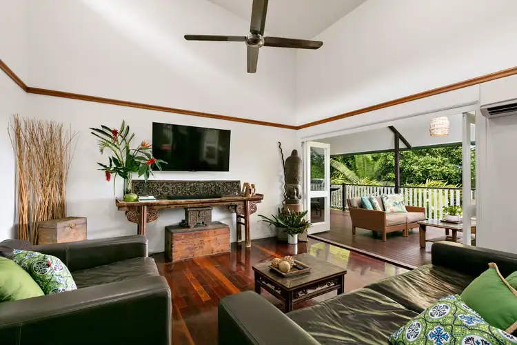 6 Fitch Court, Stratford QLD 4870